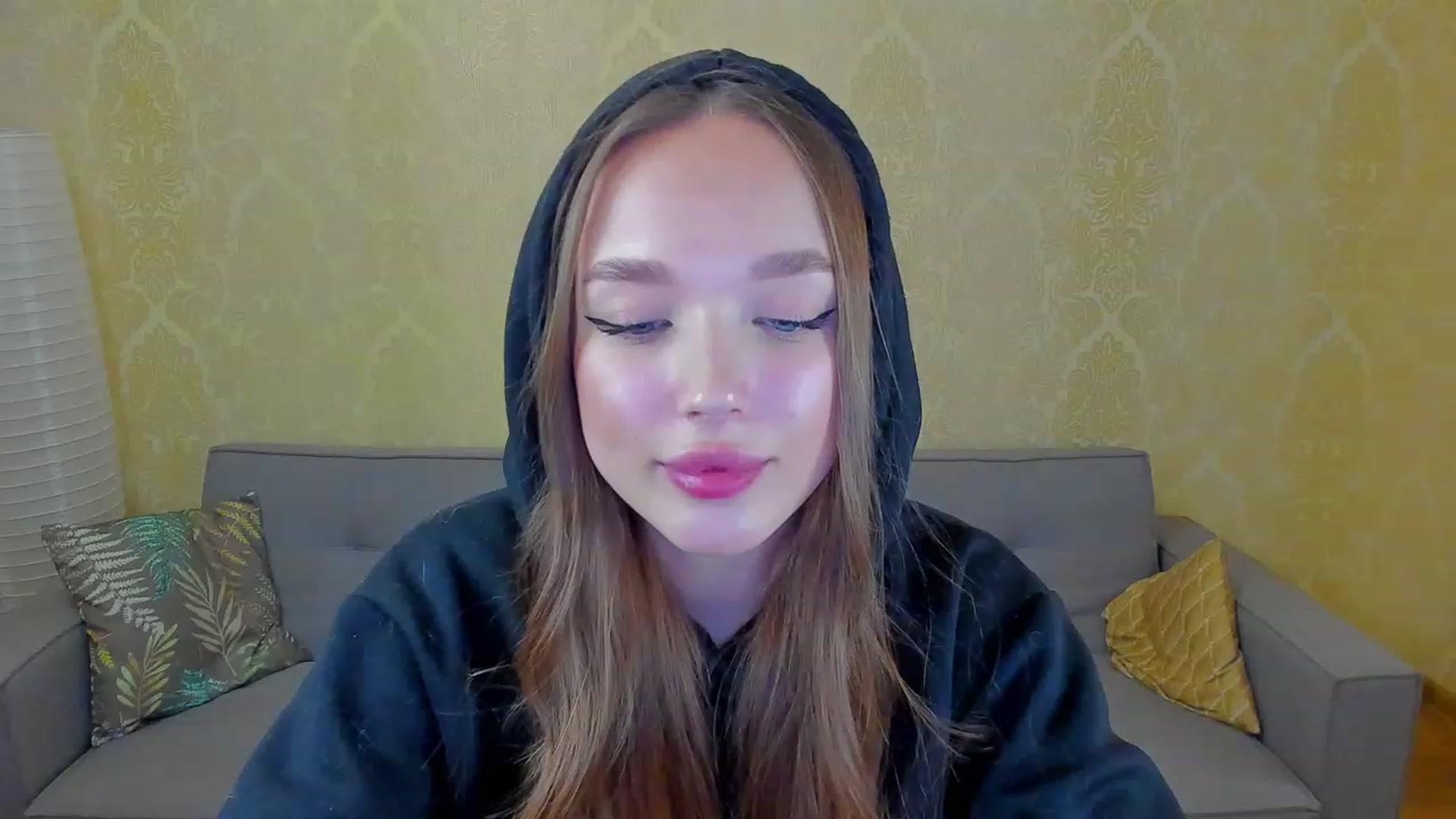 Gallery image thumbnail from Crafty_Love's myfreecams stream on, 02/13/2023, 12:43 image 11 of 20