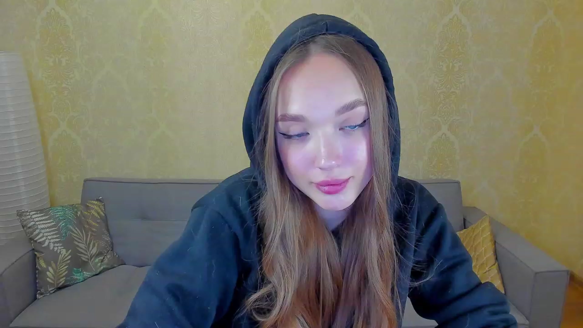 Gallery image thumbnail from Crafty_Love's myfreecams stream on, 02/13/2023, 12:43 image 18 of 20