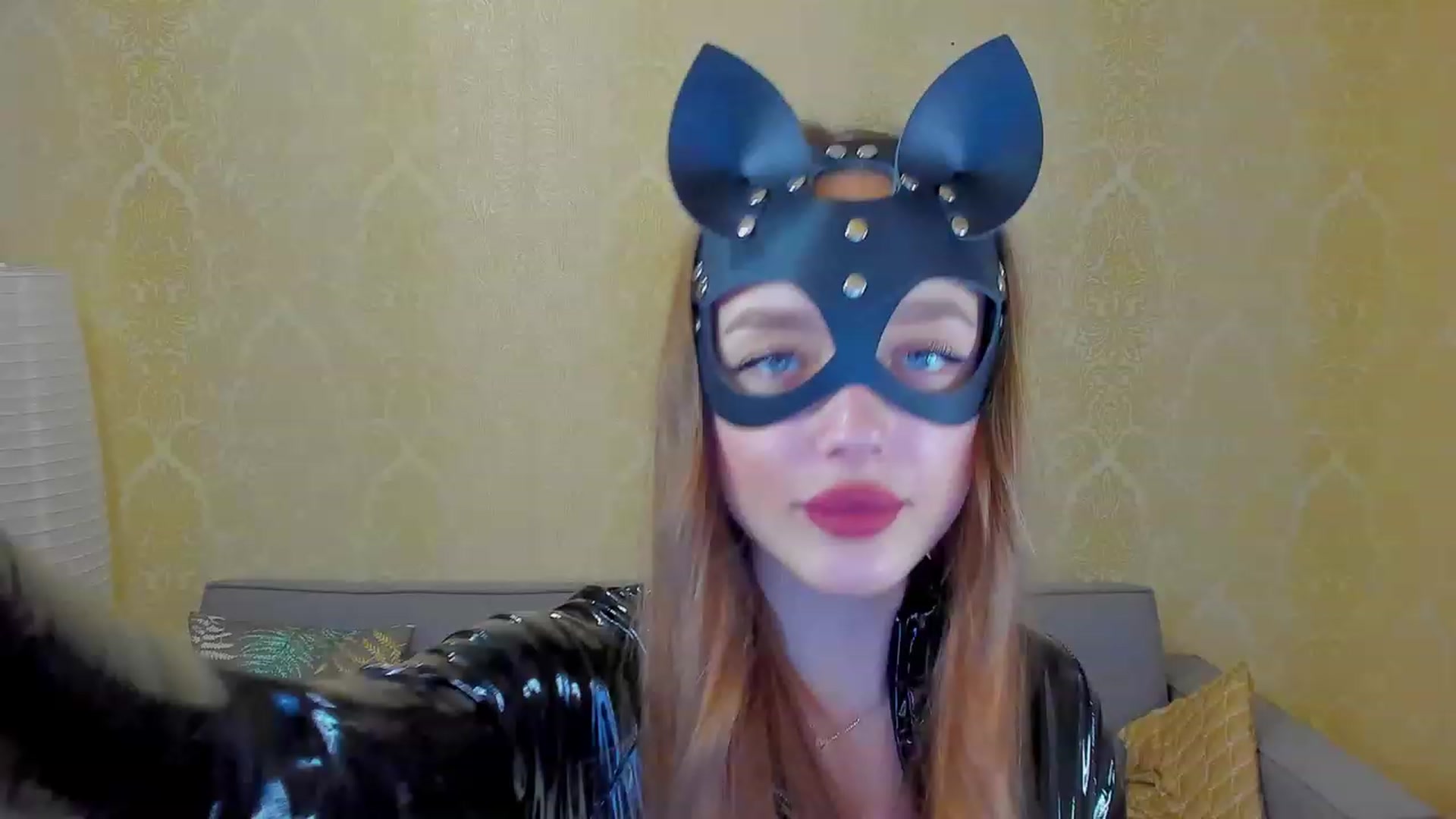Gallery image thumbnail from Crafty_Love's myfreecams stream on, 02/15/2023, 08:46 image 15 of 20