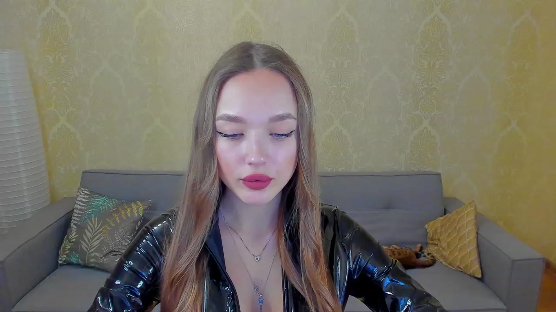 Gallery image thumbnail from Crafty_Love's myfreecams stream on, 02/15/2023, 09:44 image 10 of 20