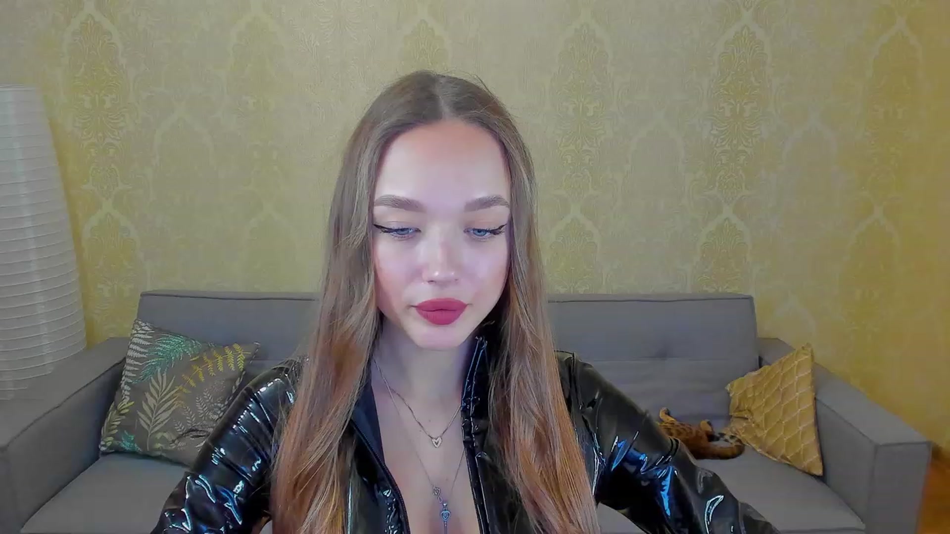 Gallery image thumbnail from Crafty_Love's myfreecams stream on, 02/15/2023, 09:44 image 15 of 20