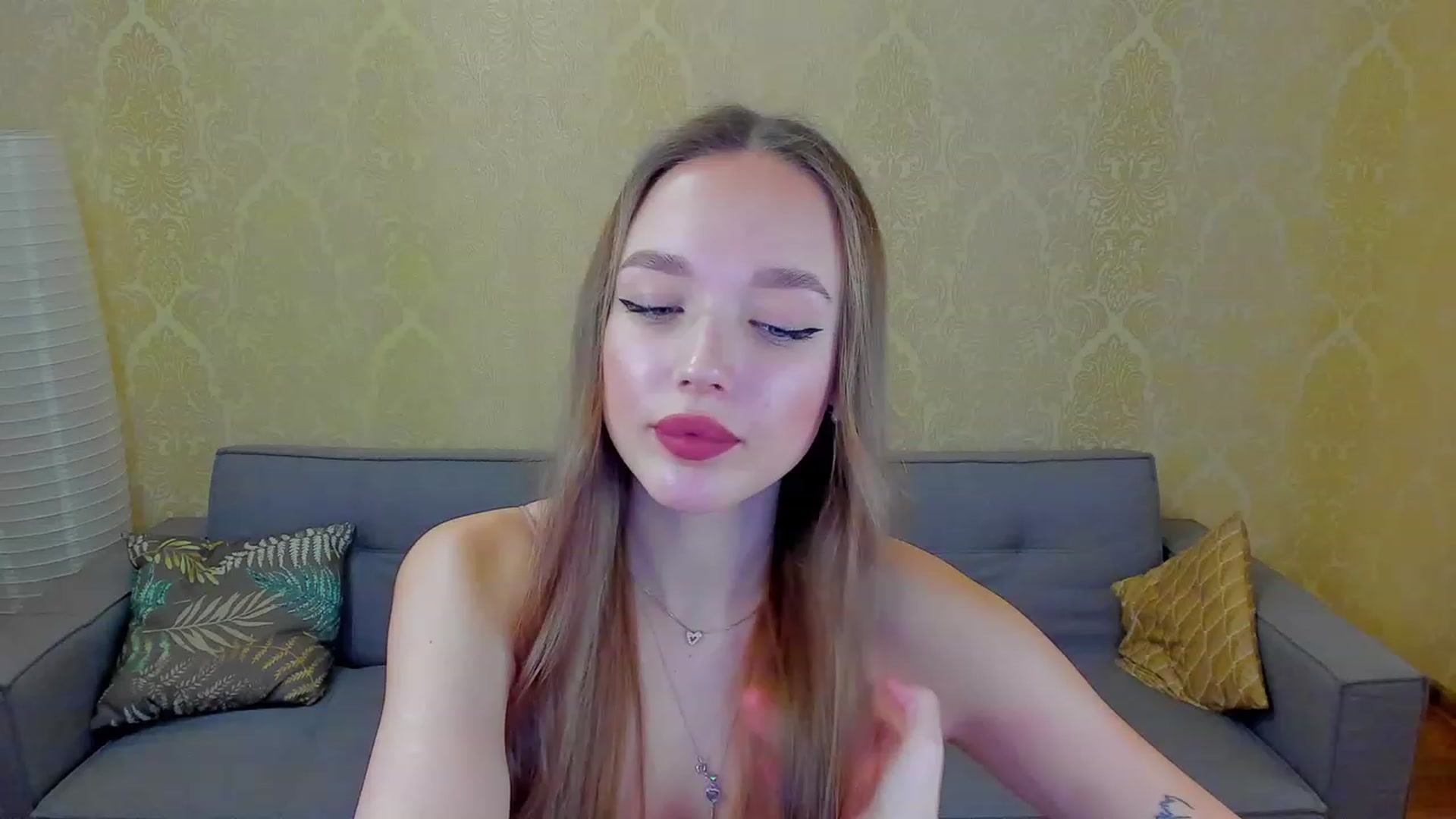Gallery image thumbnail from Crafty_Love's myfreecams stream on, 02/15/2023, 12:08 image 13 of 20