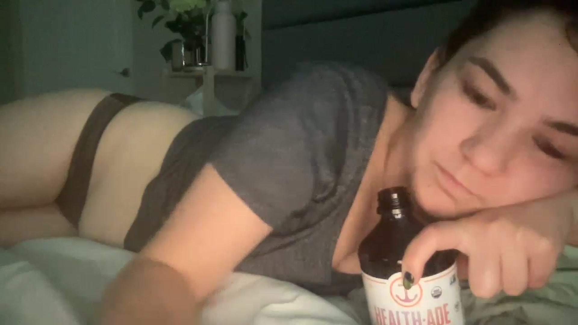 Gallery image thumbnail from Cranberry's myfreecams stream on, 10/06/2024, 22:17 image 15 of 20