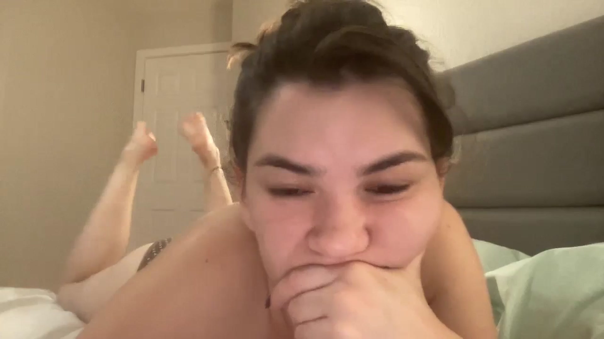 Gallery image thumbnail from Cranberry's myfreecams stream on, 10/06/2024, 23:18 image 18 of 20