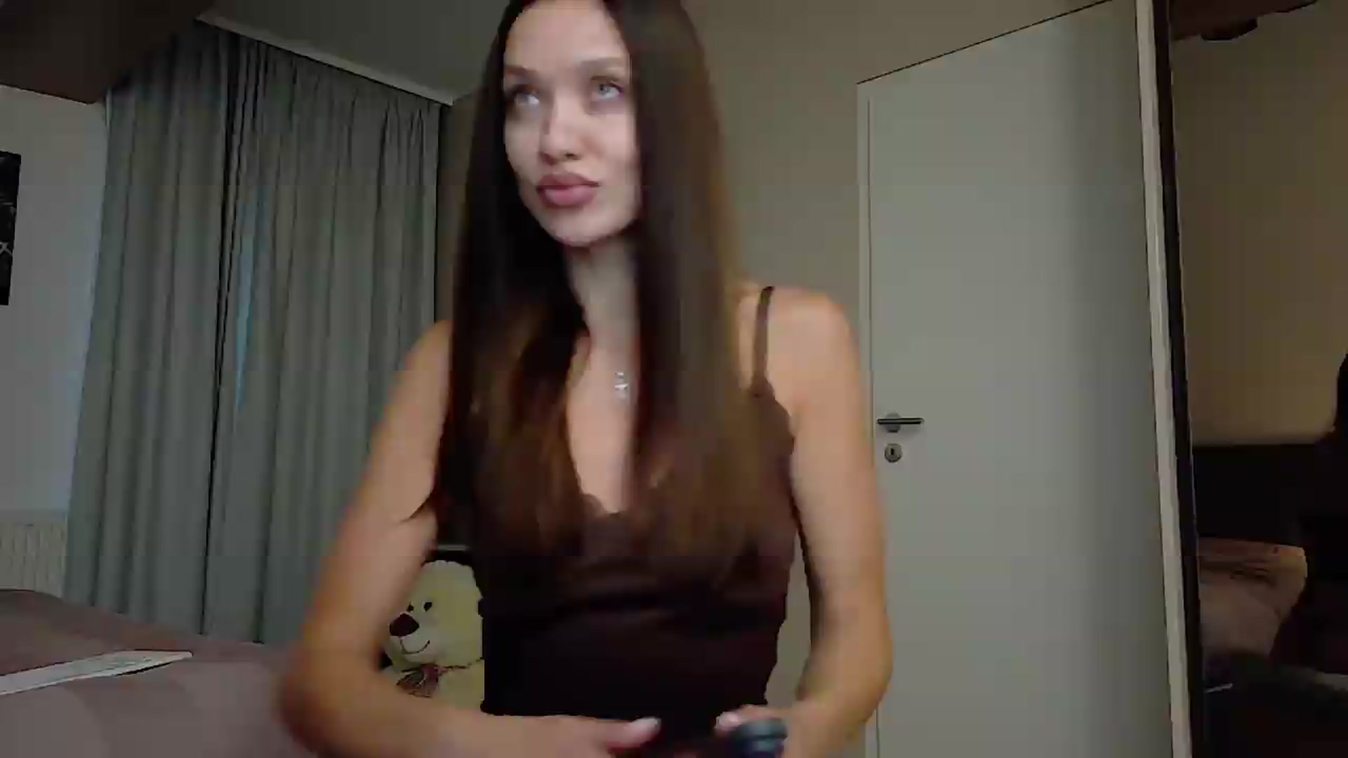 Gallery image thumbnail from Cranberrye1's myfreecams stream on, 07/22/2026, 16:51 image 13 of 20