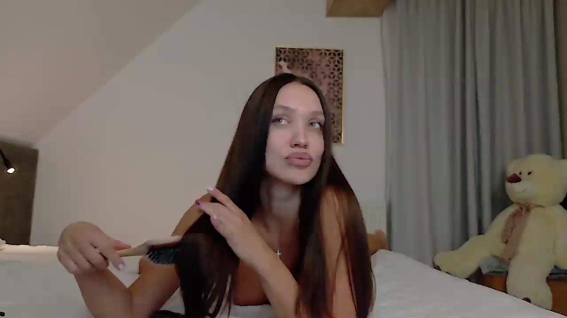 Gallery image thumbnail from Cranberrye1's myfreecams stream on, 07/26/2026, 20:11 image 13 of 20