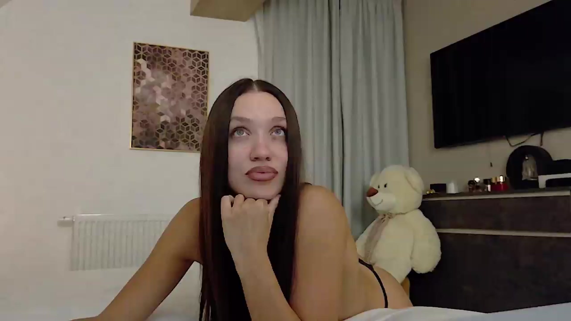 Gallery image thumbnail from Cranberrye1's myfreecams stream on, 08/07/2026, 19:40 image 7 of 20