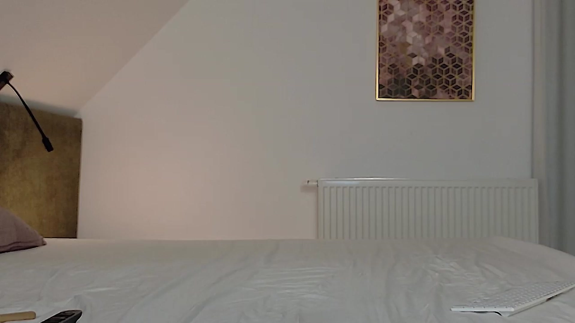 Gallery image thumbnail from Cranberrye1's myfreecams stream on, 08/17/2026, 20:17 image 4 of 20