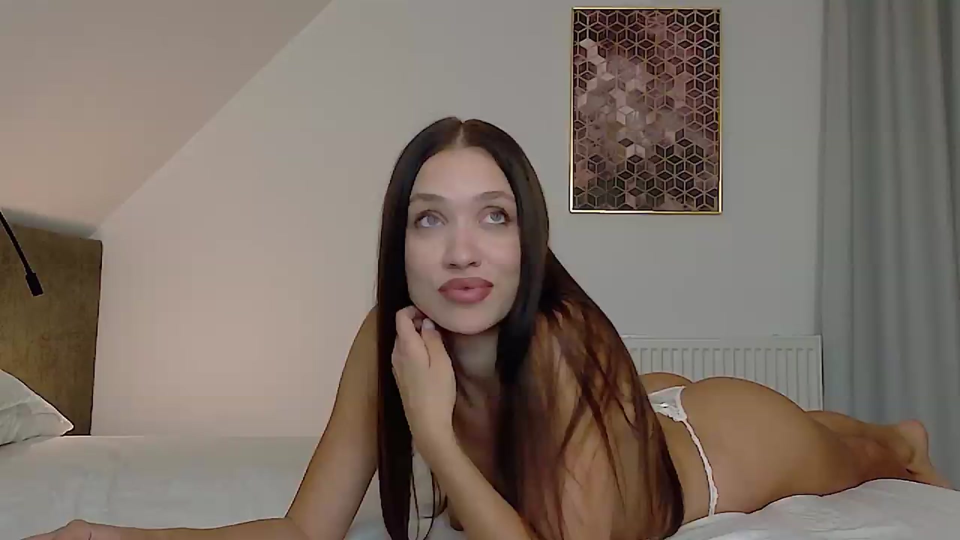 Gallery image thumbnail from Cranberrye1's myfreecams stream on, 08/23/2026, 22:06 image 13 of 20