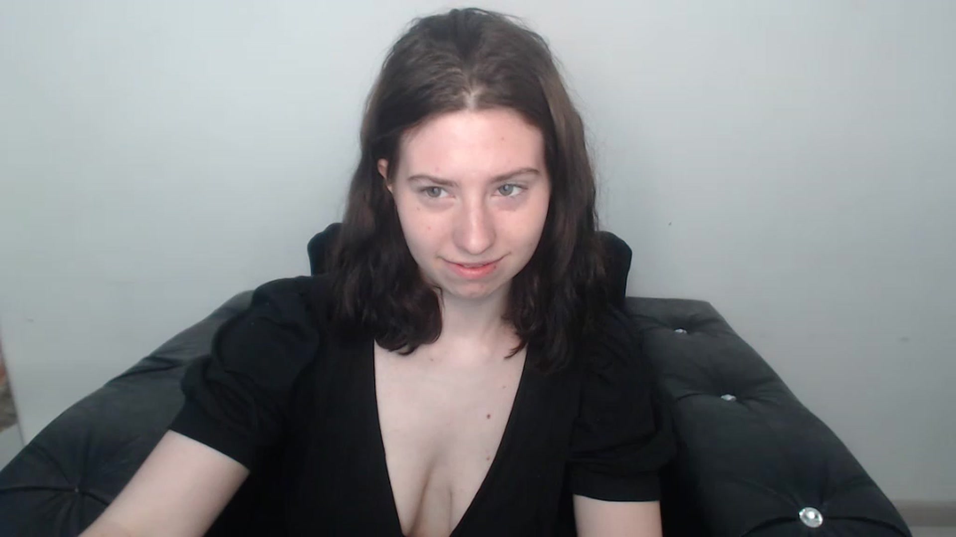 Gallery image thumbnail from Cranky_cherry's myfreecams stream on, 08/17/2023, 08:50 image 6 of 20