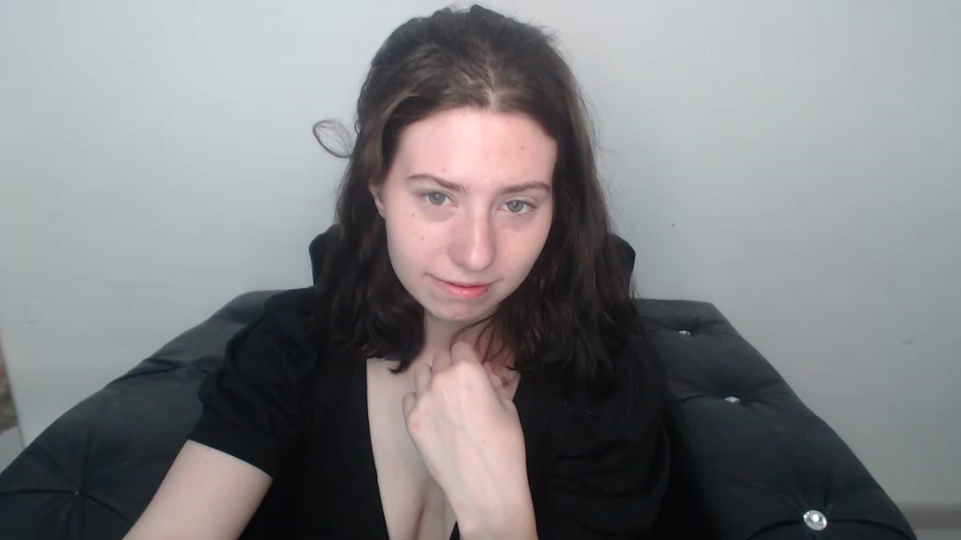 Gallery image thumbnail from Cranky_cherry's myfreecams stream on, 08/17/2023, 08:50 image 1 of 20