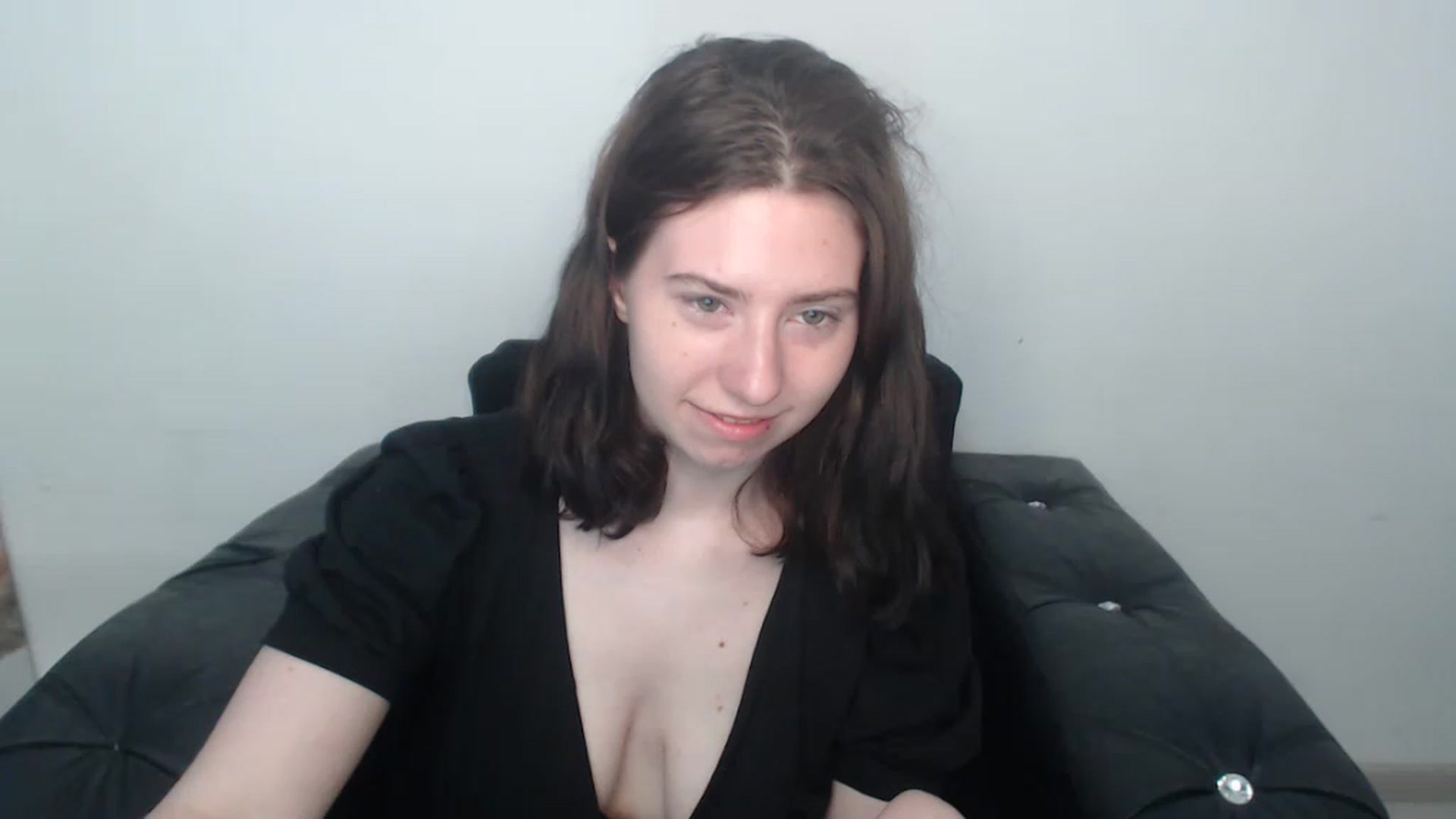 Gallery image thumbnail from Cranky_cherry's myfreecams stream on, 08/17/2023, 08:50 image 4 of 20