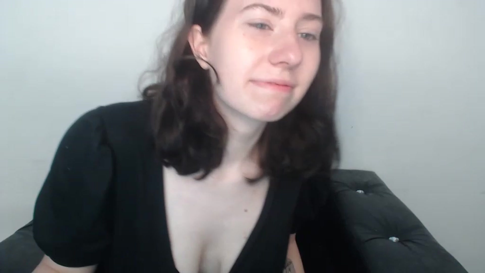 Gallery image thumbnail from Cranky_cherry's myfreecams stream on, 08/17/2023, 08:50 image 11 of 20