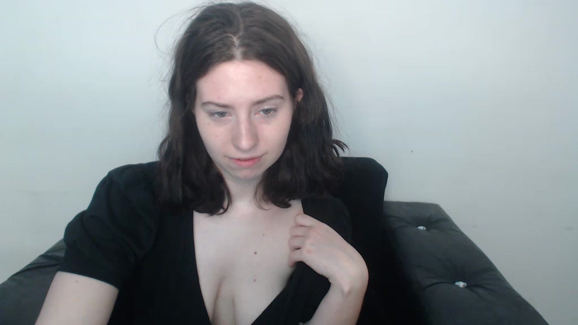 Gallery image thumbnail from Cranky_cherry's myfreecams stream on, 08/17/2023, 09:47 image 18 of 20
