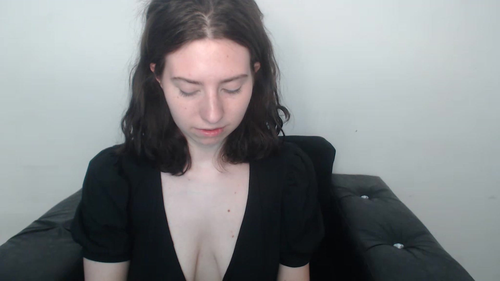 Gallery image thumbnail from Cranky_cherry's myfreecams stream on, 08/17/2023, 09:47 image 13 of 20