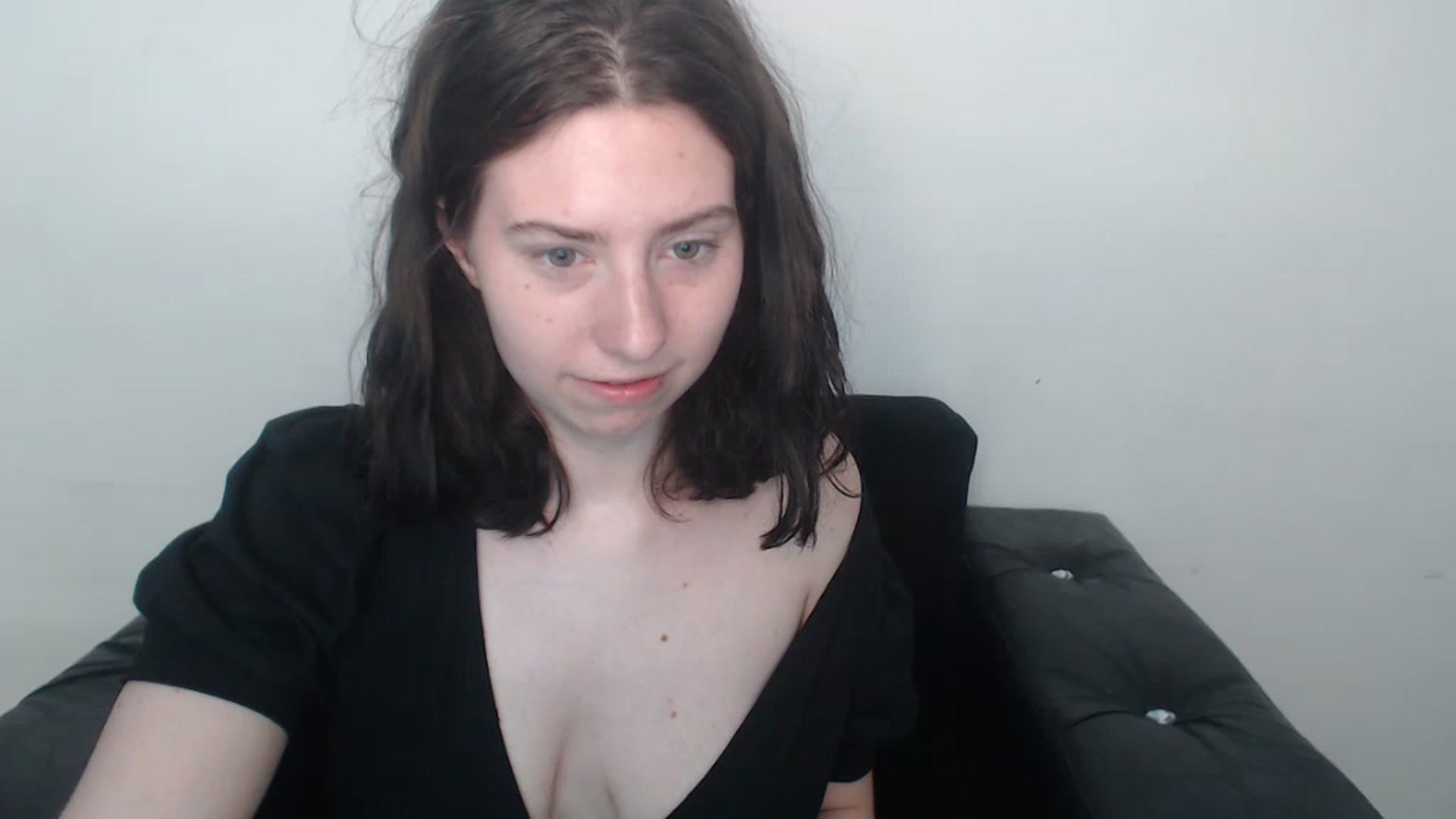 Gallery image thumbnail from Cranky_cherry's myfreecams stream on, 08/17/2023, 09:47 image 15 of 20