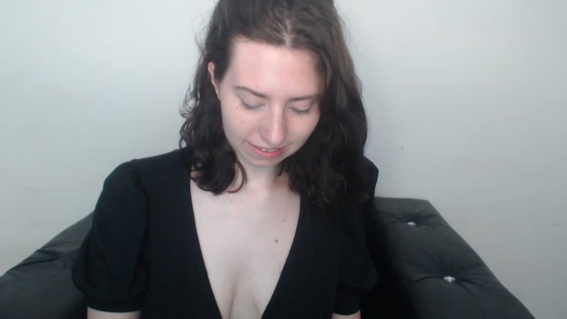 Gallery image thumbnail from Cranky_cherry's myfreecams stream on, 08/17/2023, 09:47 image 3 of 20