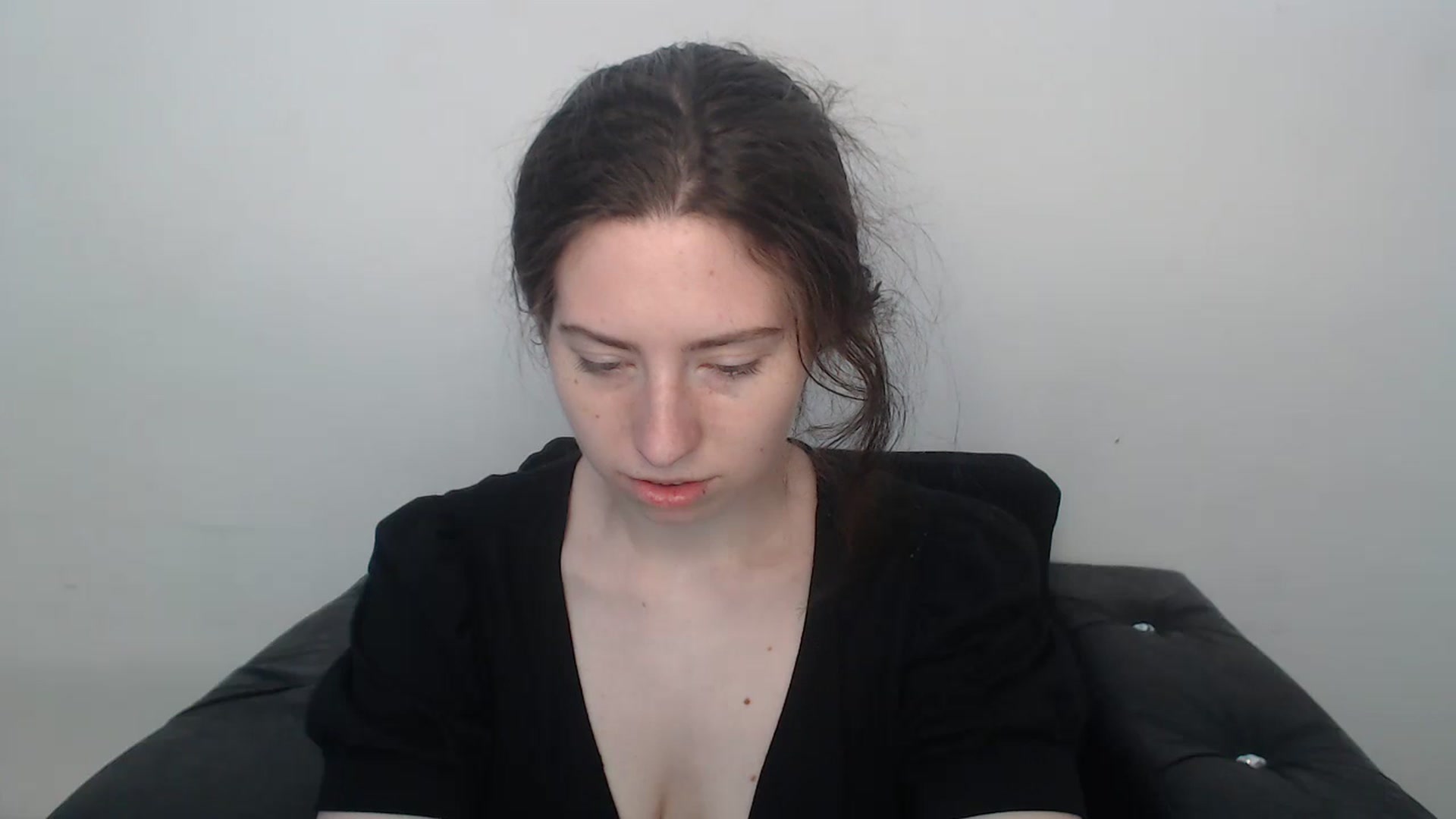 Gallery image thumbnail from Cranky_cherry's myfreecams stream on, 08/21/2023, 12:47 image 12 of 20
