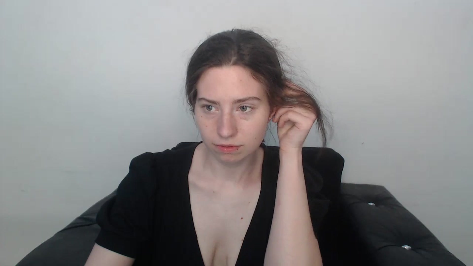 Gallery image thumbnail from Cranky_cherry's myfreecams stream on, 08/21/2023, 12:47 image 9 of 20