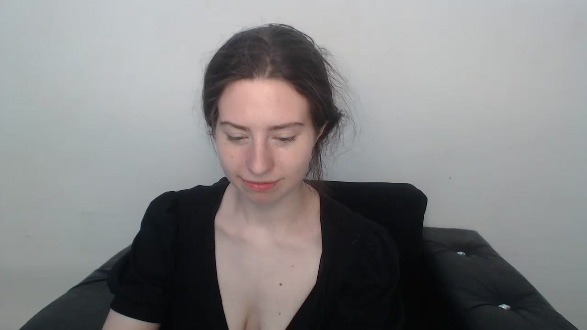 Gallery image thumbnail from Cranky_cherry's myfreecams stream on, 08/21/2023, 12:47 image 19 of 20