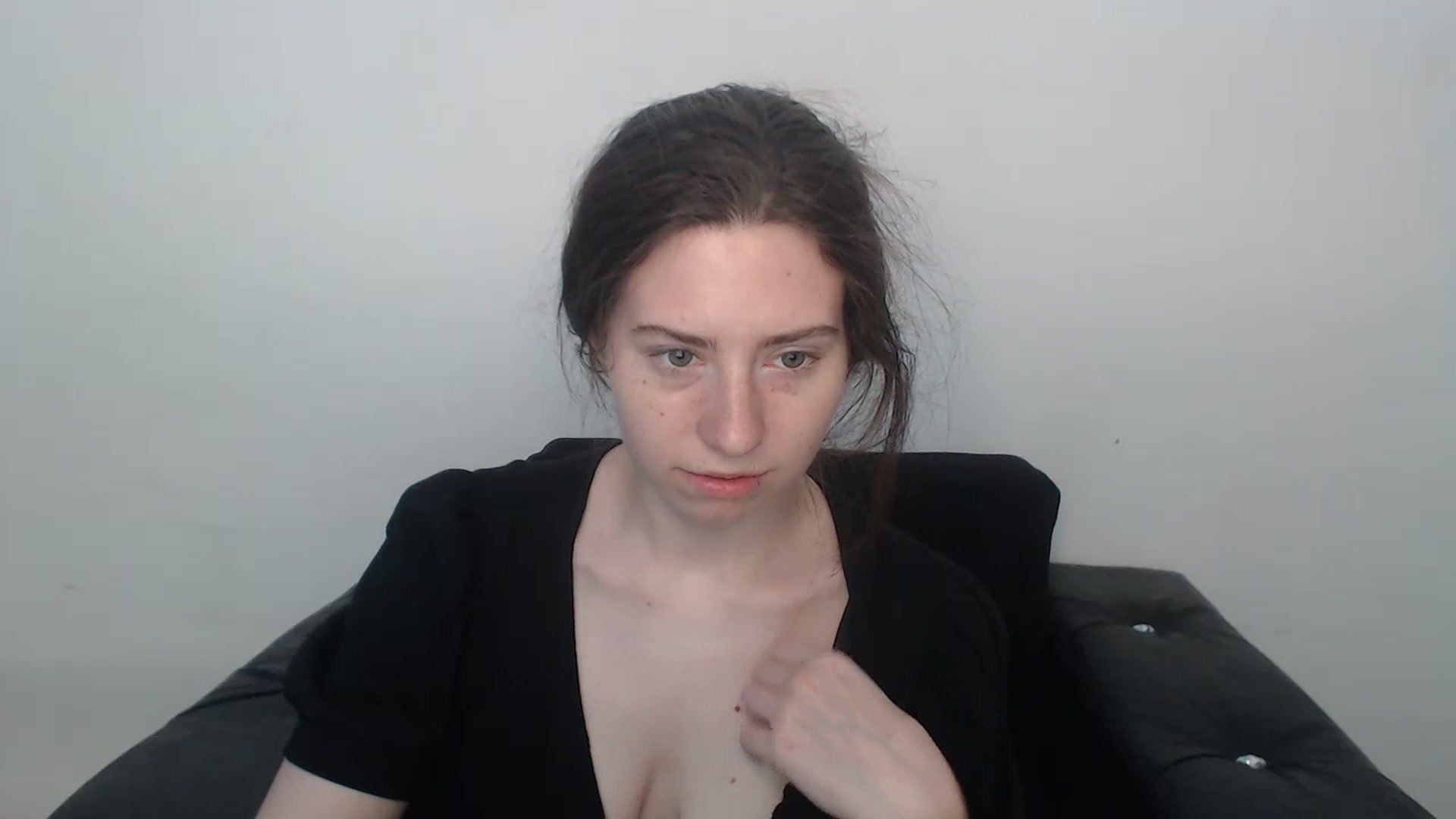 Gallery image thumbnail from Cranky_cherry's myfreecams stream on, 08/21/2023, 12:47 image 7 of 20