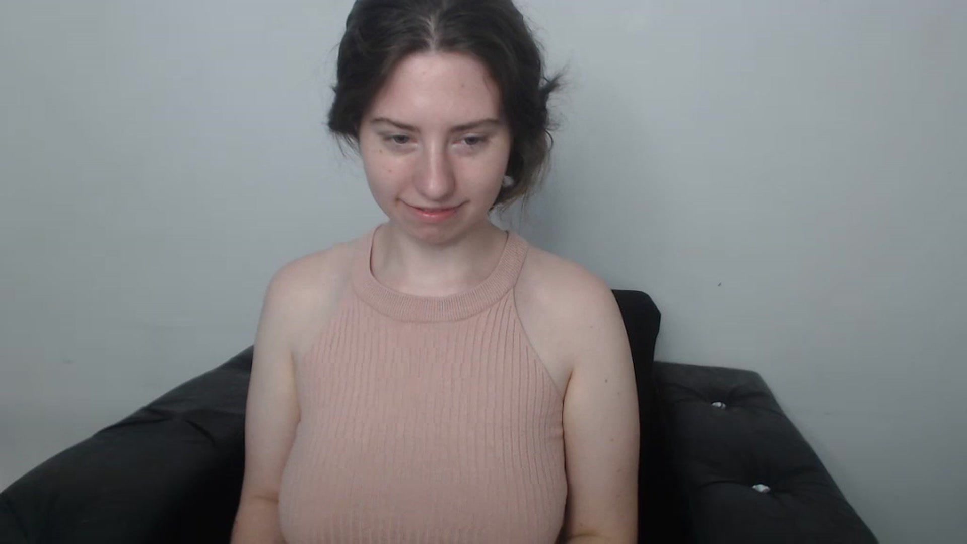 Gallery image thumbnail from Cranky_cherry's myfreecams stream on, 08/27/2023, 11:38 image 5 of 20