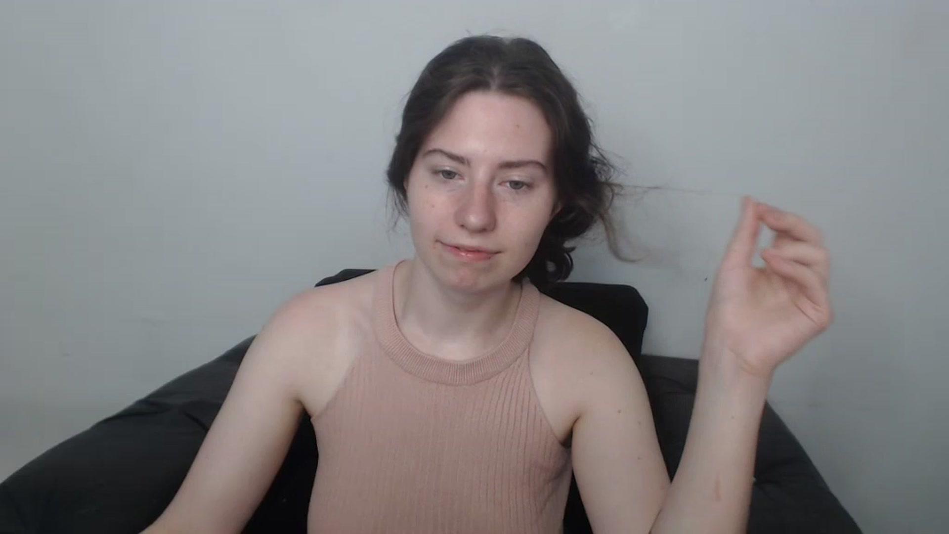 Gallery image thumbnail from Cranky_cherry's myfreecams stream on, 08/27/2023, 11:38 image 11 of 20