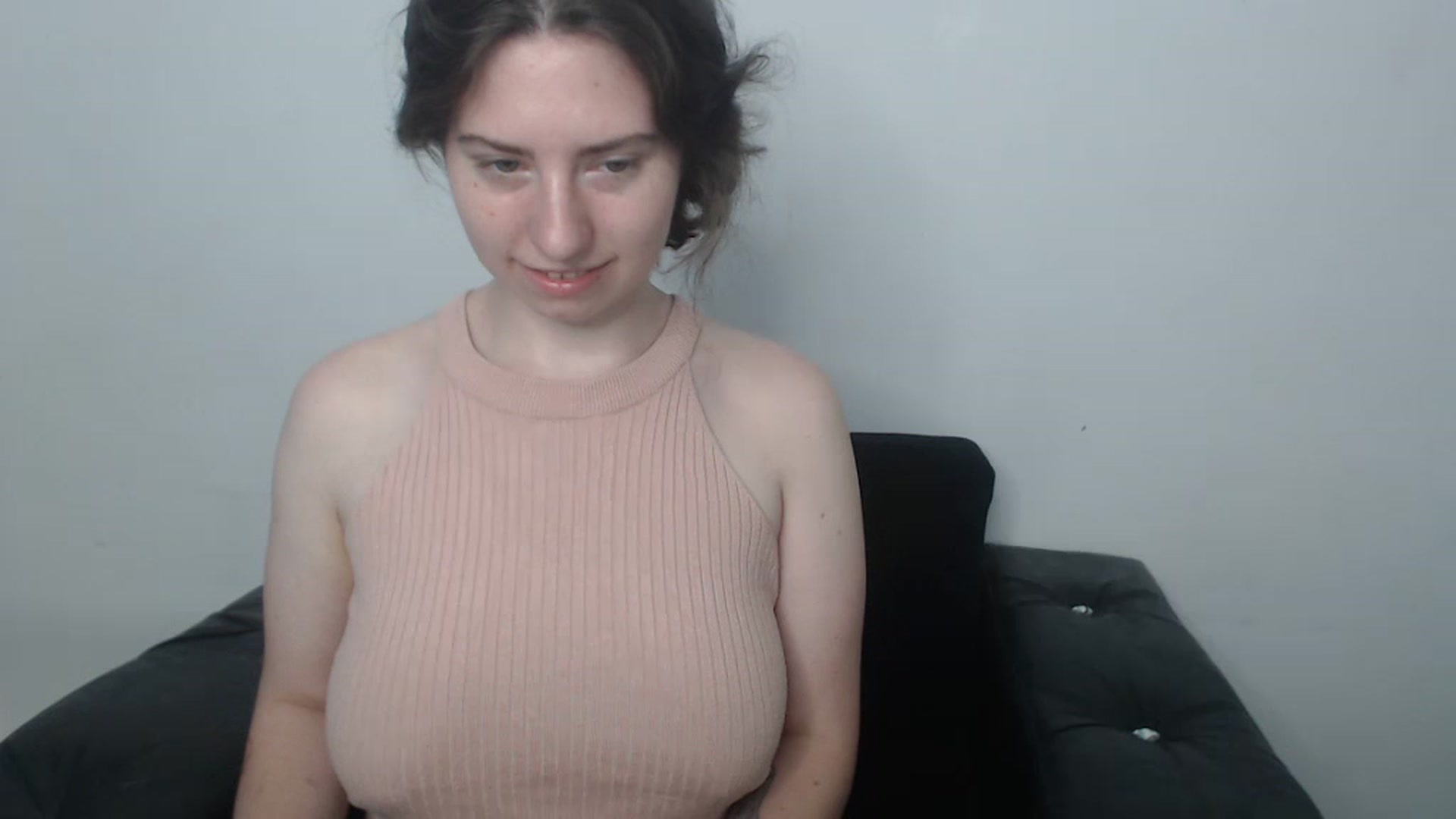 Gallery image thumbnail from Cranky_cherry's myfreecams stream on, 08/27/2023, 11:38 image 1 of 20