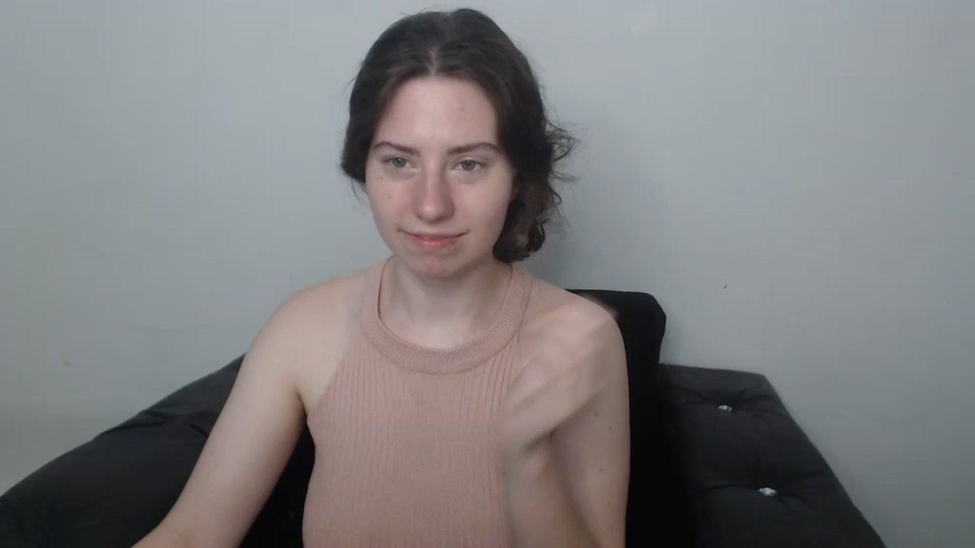 Gallery image thumbnail from Cranky_cherry's myfreecams stream on, 08/27/2023, 11:38 image 8 of 20