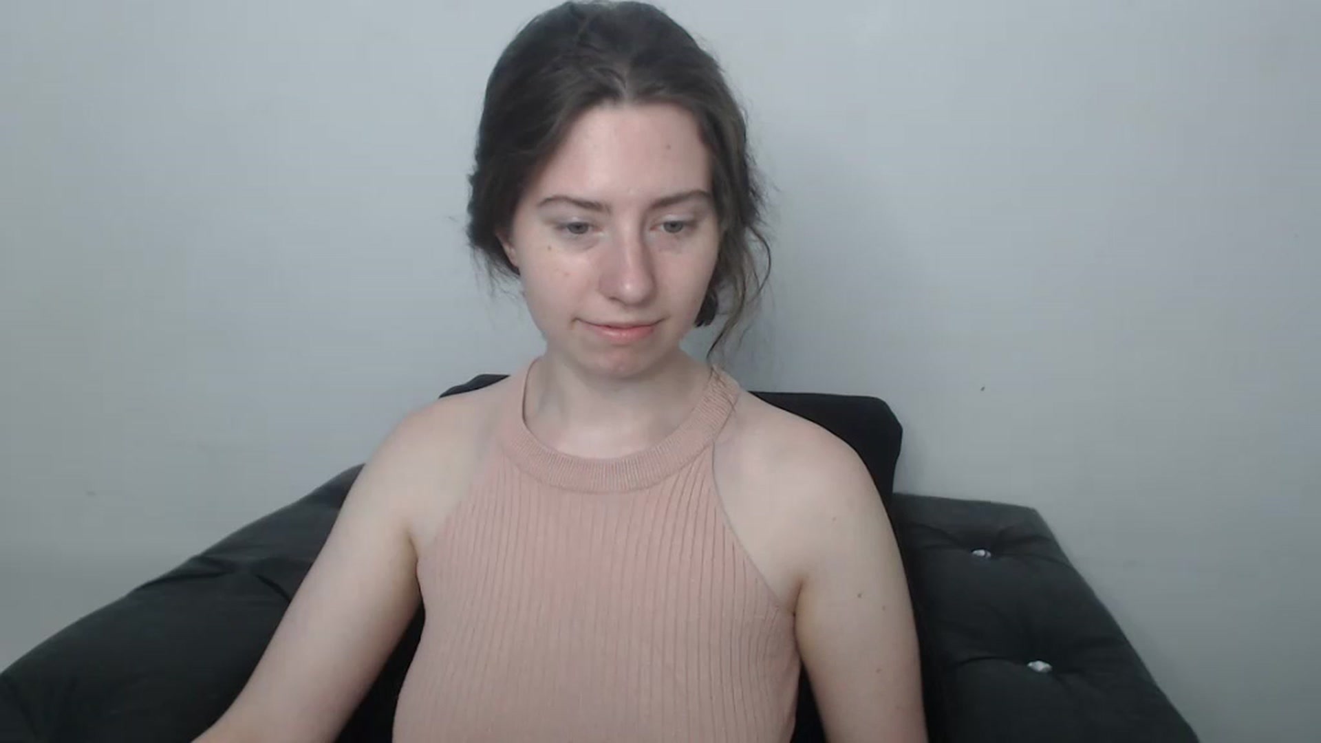 Gallery image thumbnail from Cranky_cherry's myfreecams stream on, 08/27/2023, 11:38 image 19 of 20