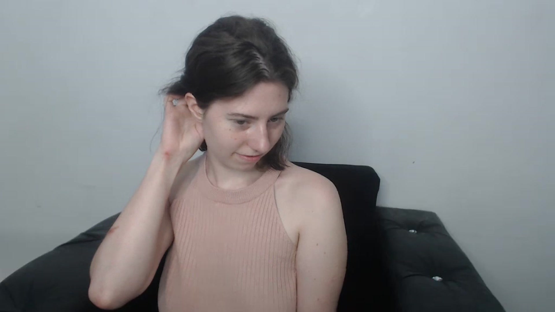 Gallery image thumbnail from Cranky_cherry's myfreecams stream on, 08/27/2023, 12:40 image 12 of 20