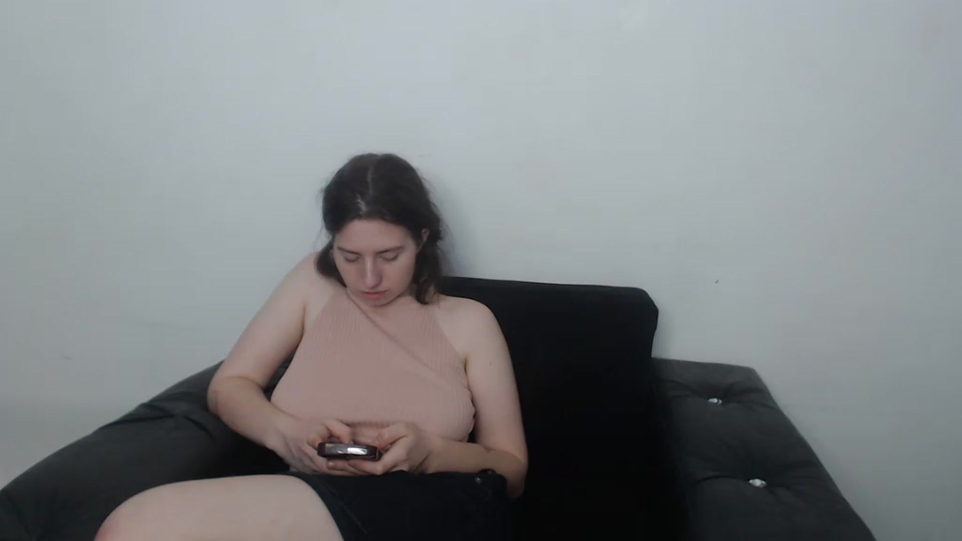 Gallery image thumbnail from Cranky_cherry's myfreecams stream on, 08/27/2023, 12:40 image 5 of 20