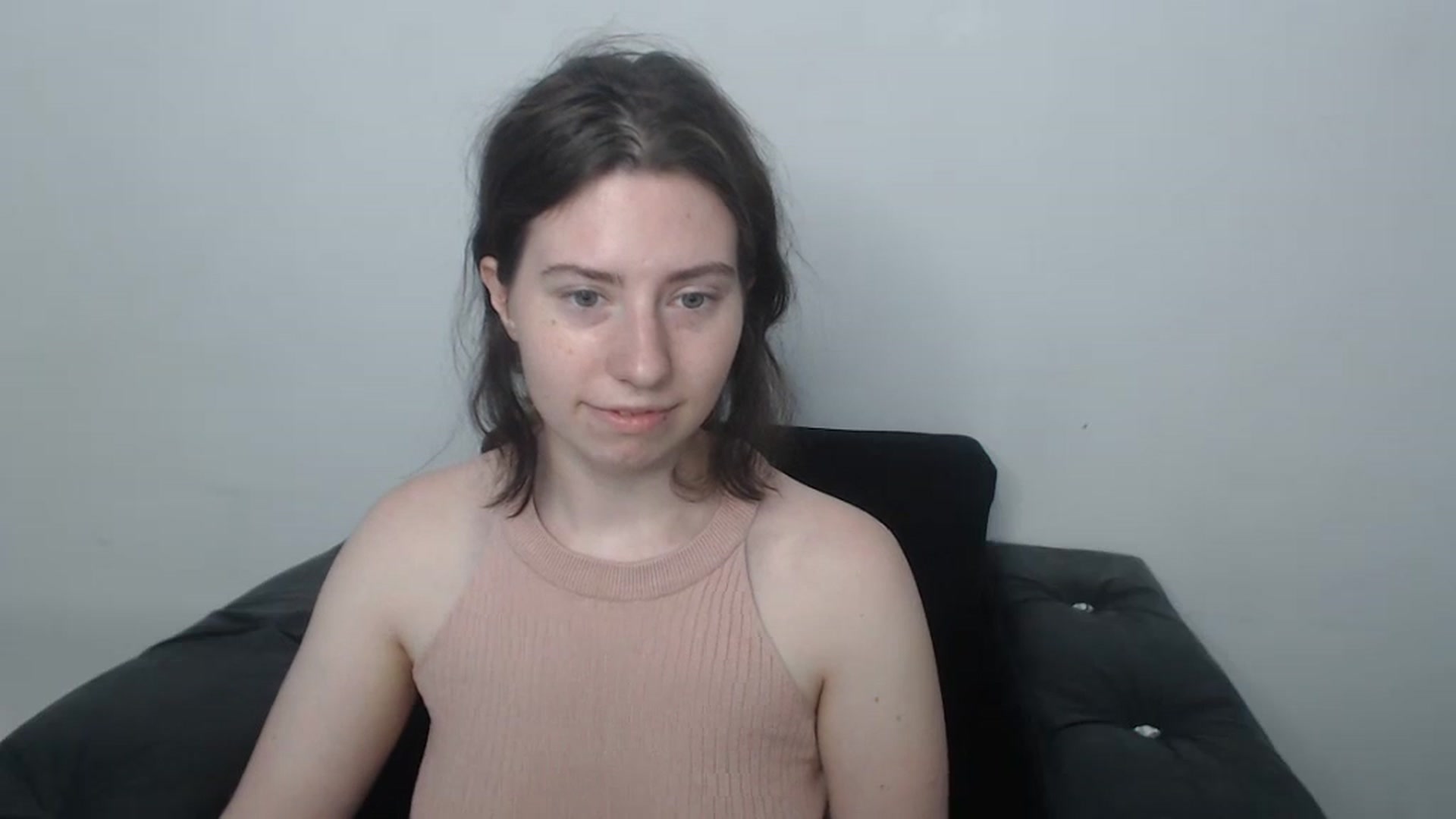 Gallery image thumbnail from Cranky_cherry's myfreecams stream on, 08/27/2023, 12:40 image 17 of 20