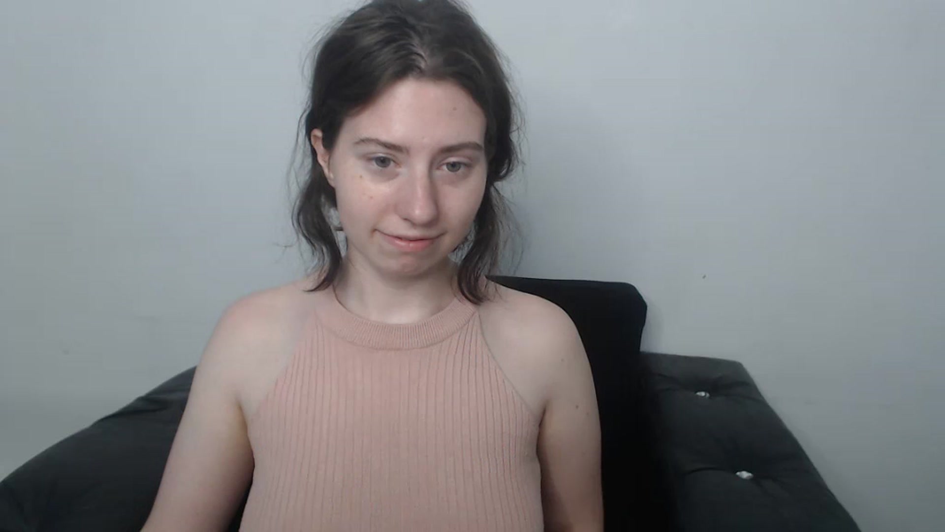 Gallery image thumbnail from Cranky_cherry's myfreecams stream on, 08/27/2023, 12:40 image 7 of 20