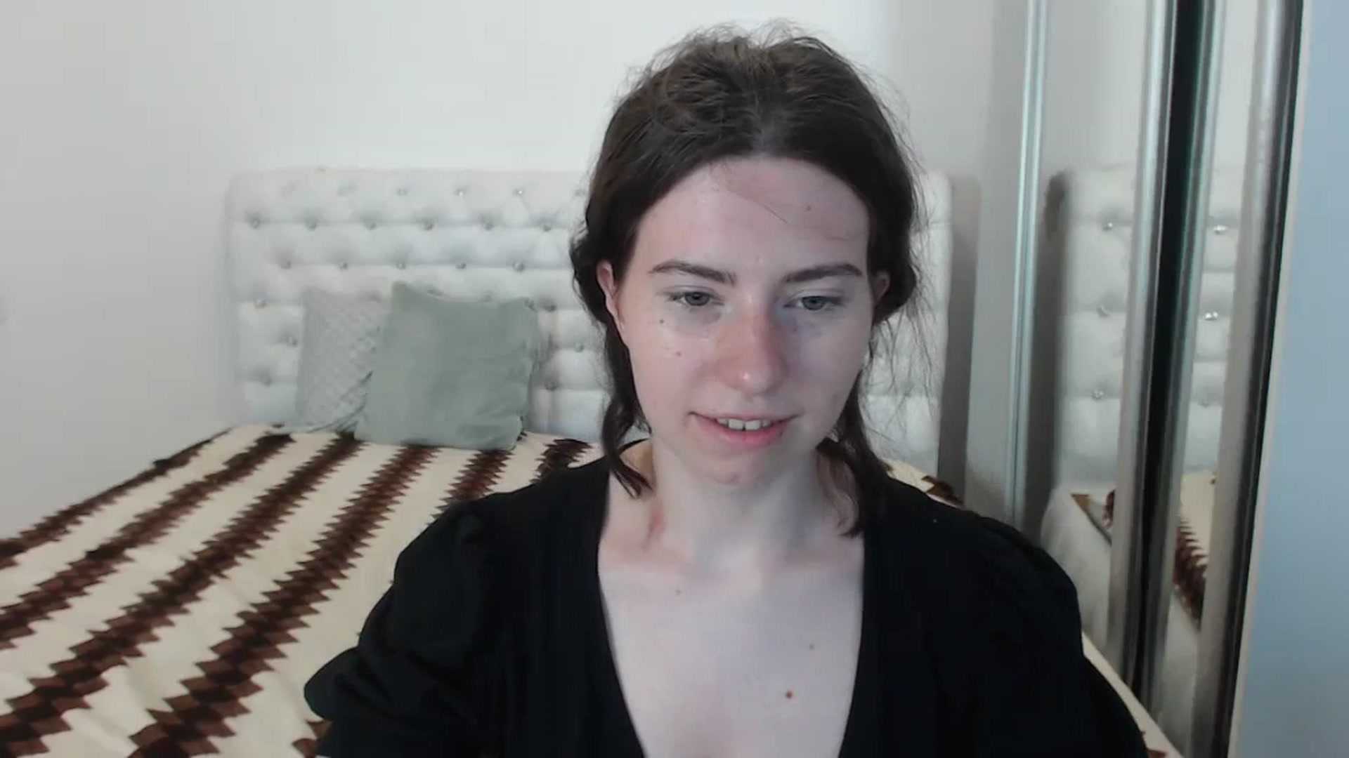 Gallery image thumbnail from Cranky_cherry's myfreecams stream on, 08/28/2023, 10:42 image 11 of 20