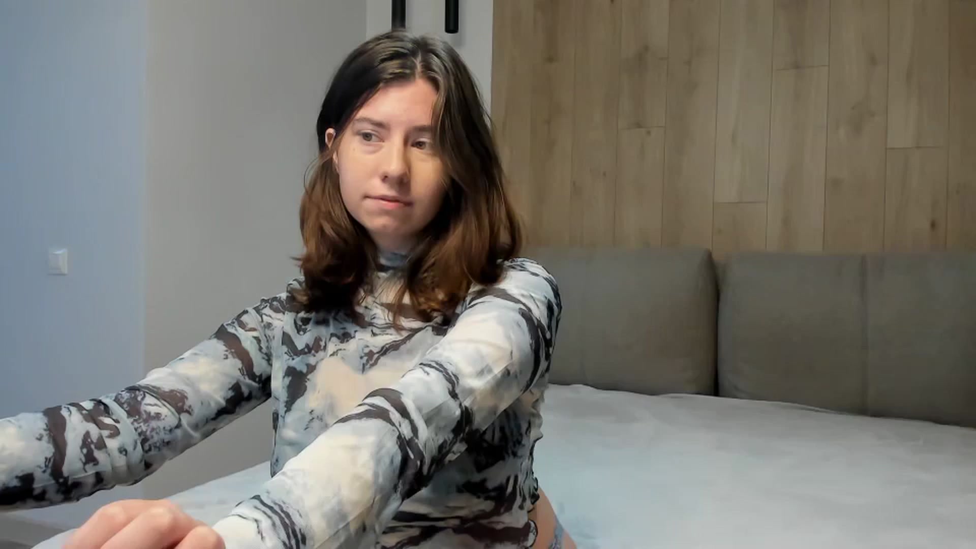 Gallery image thumbnail from Cranky_cherry's myfreecams stream on, 09/09/2024, 16:32 image 9 of 20