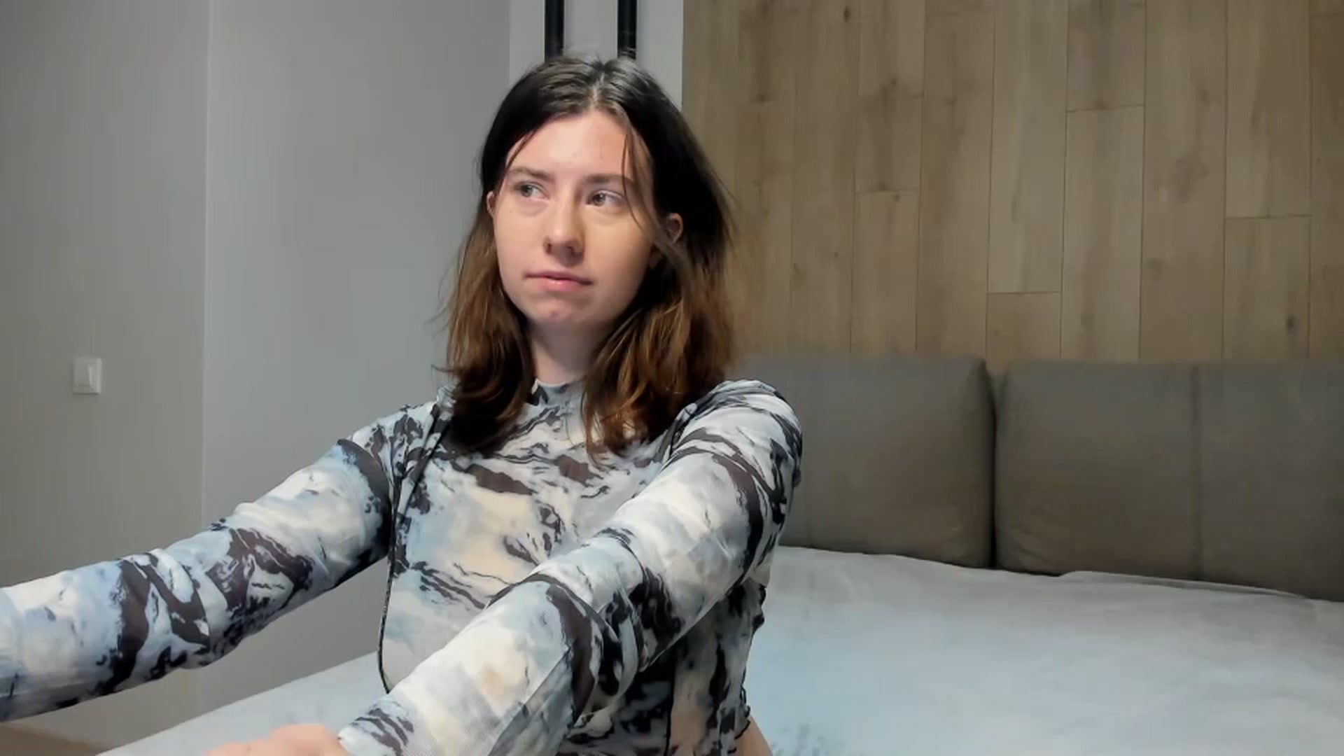 Gallery image thumbnail from Cranky_cherry's myfreecams stream on, 09/09/2024, 18:09 image 19 of 20