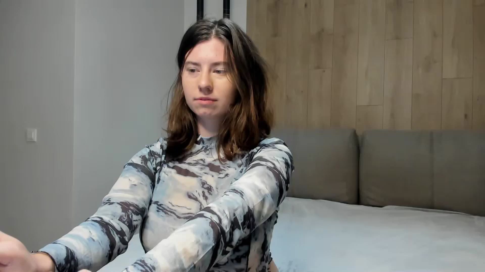 Gallery image thumbnail from Cranky_cherry's myfreecams stream on, 09/09/2024, 18:09 image 18 of 20