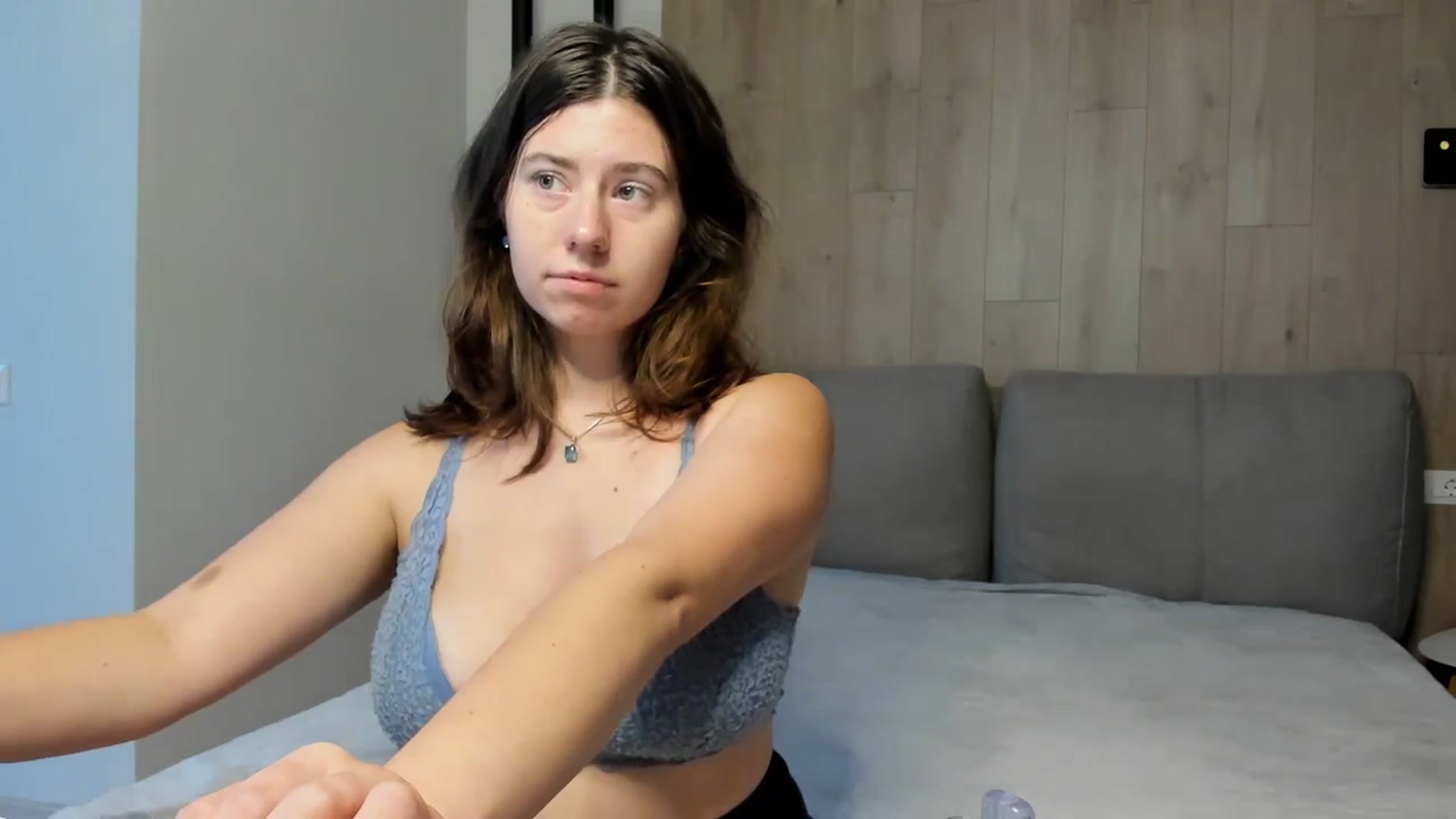 Gallery image thumbnail from Cranky_cherry's myfreecams stream on, 09/16/2024, 15:37 image 13 of 20