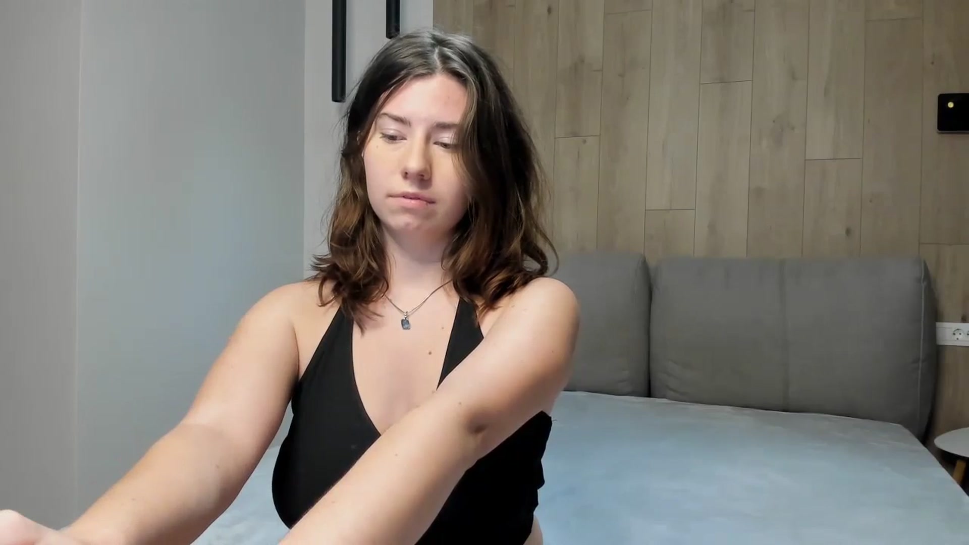 Gallery image thumbnail from Cranky_cherry's myfreecams stream on, 10/04/2024, 17:34 image 19 of 20