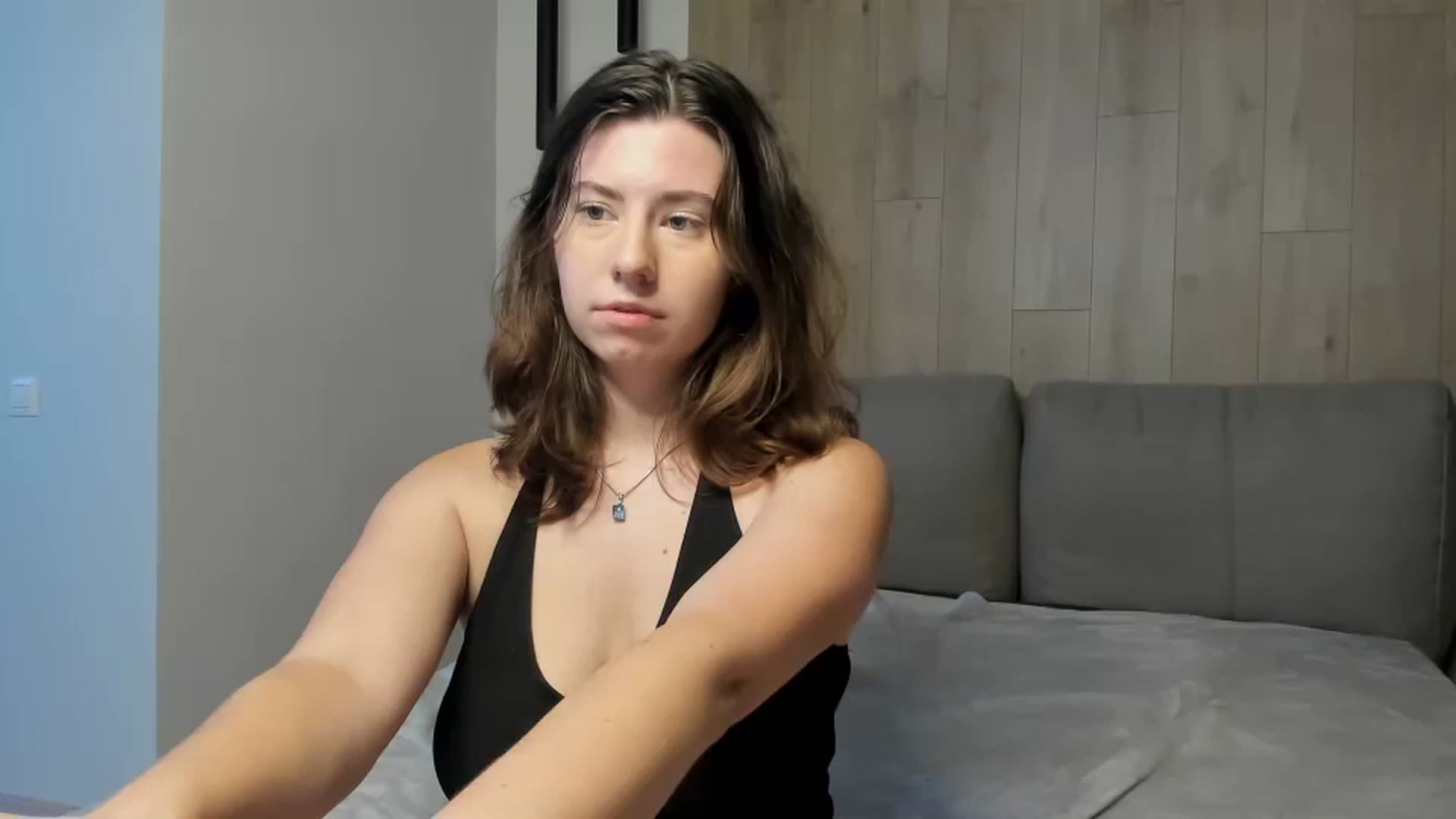 Gallery image thumbnail from Cranky_cherry's myfreecams stream on, 10/05/2024, 15:13 image 5 of 20