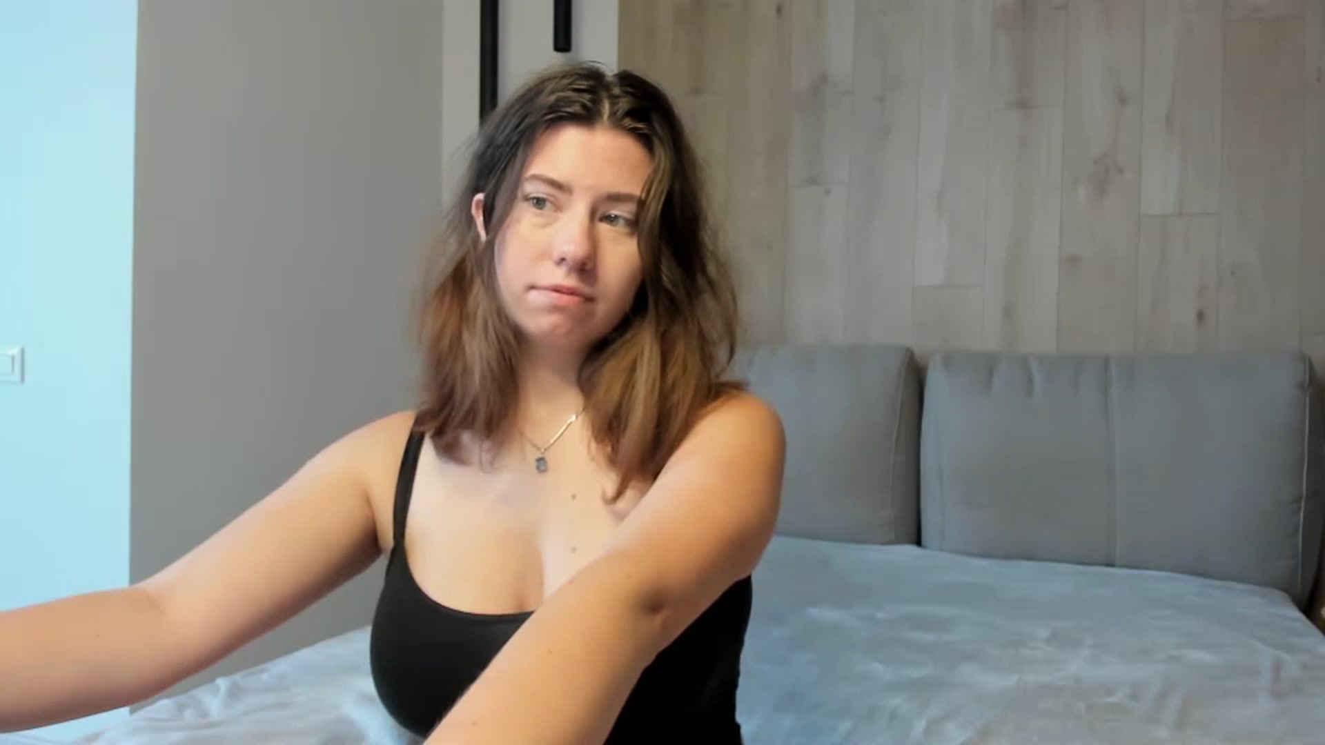Gallery image thumbnail from Cranky_cherry's myfreecams stream on, 10/06/2024, 10:30 image 13 of 20