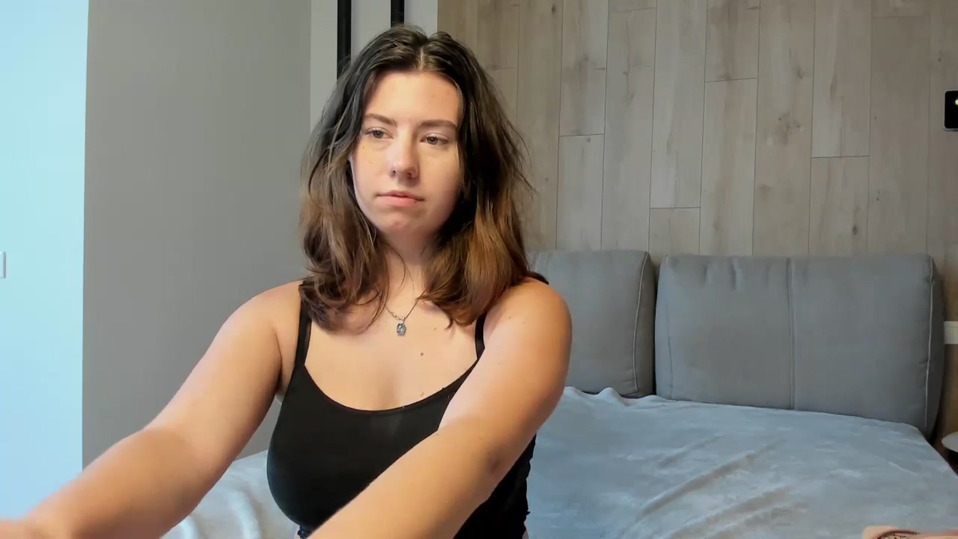 Gallery image thumbnail from Cranky_cherry's myfreecams stream on, 10/06/2024, 11:42 image 3 of 20