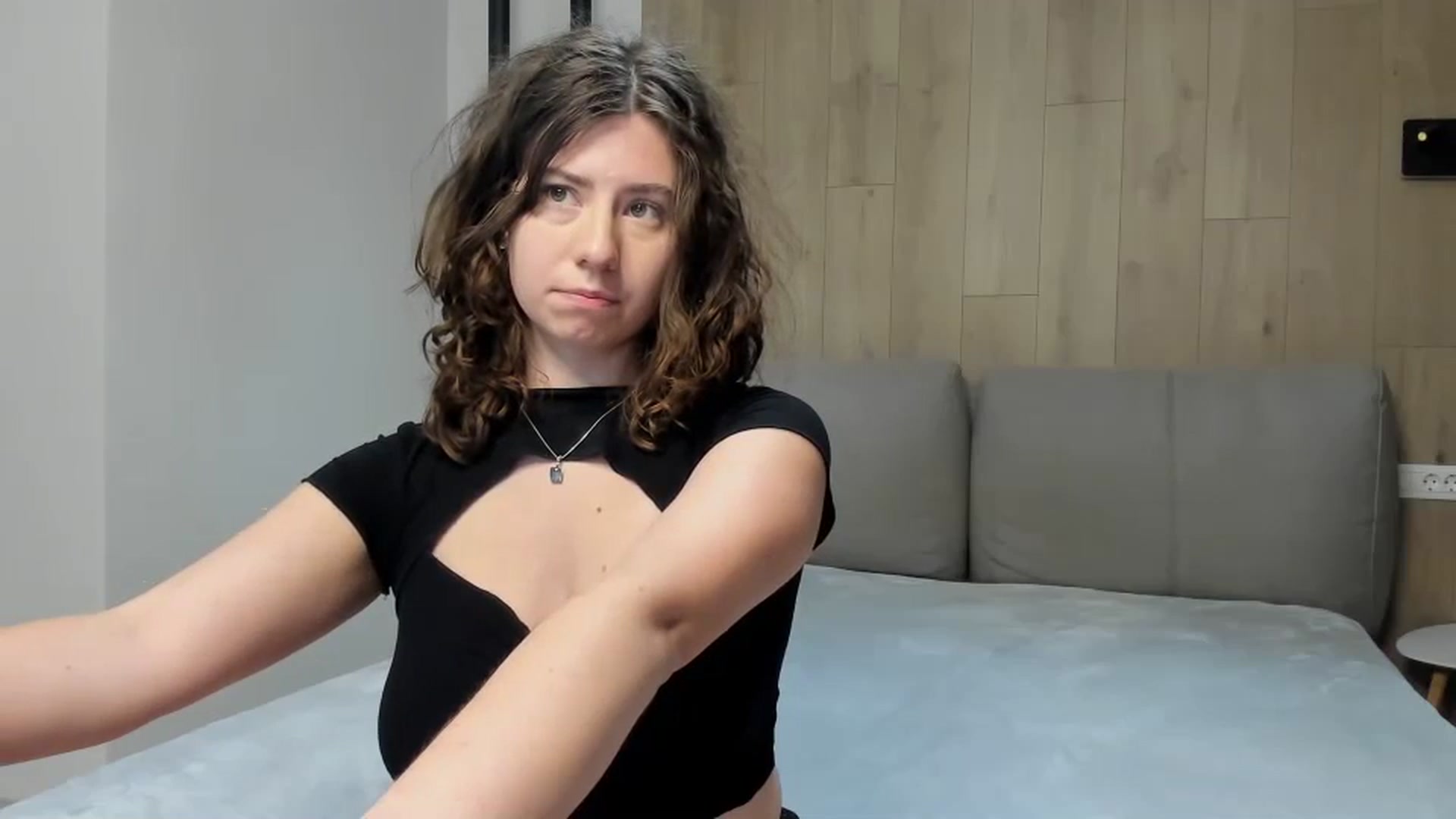 Gallery image thumbnail from Cranky_cherry's myfreecams stream on, 10/19/2024, 23:24 image 20 of 20