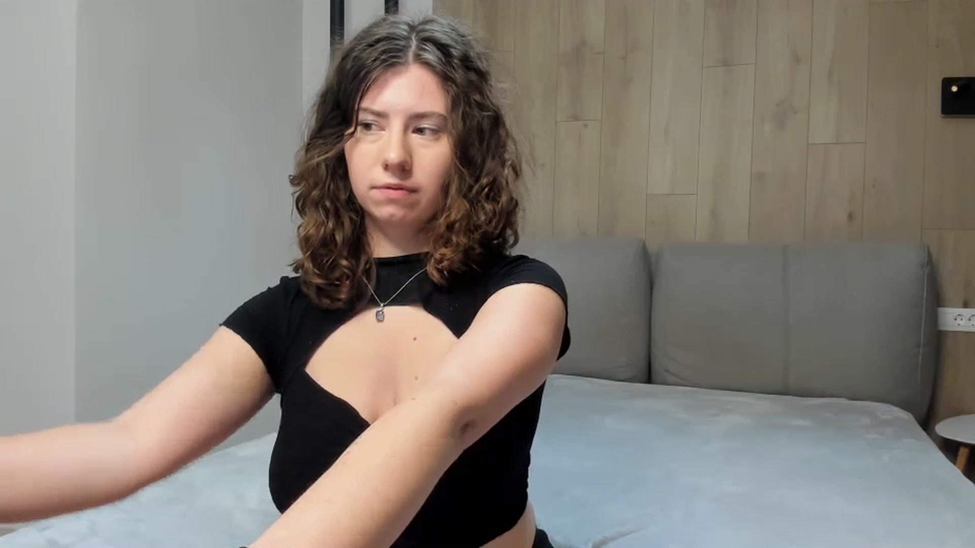 Gallery image thumbnail from Cranky_cherry's myfreecams stream on, 10/19/2024, 23:24 image 2 of 20