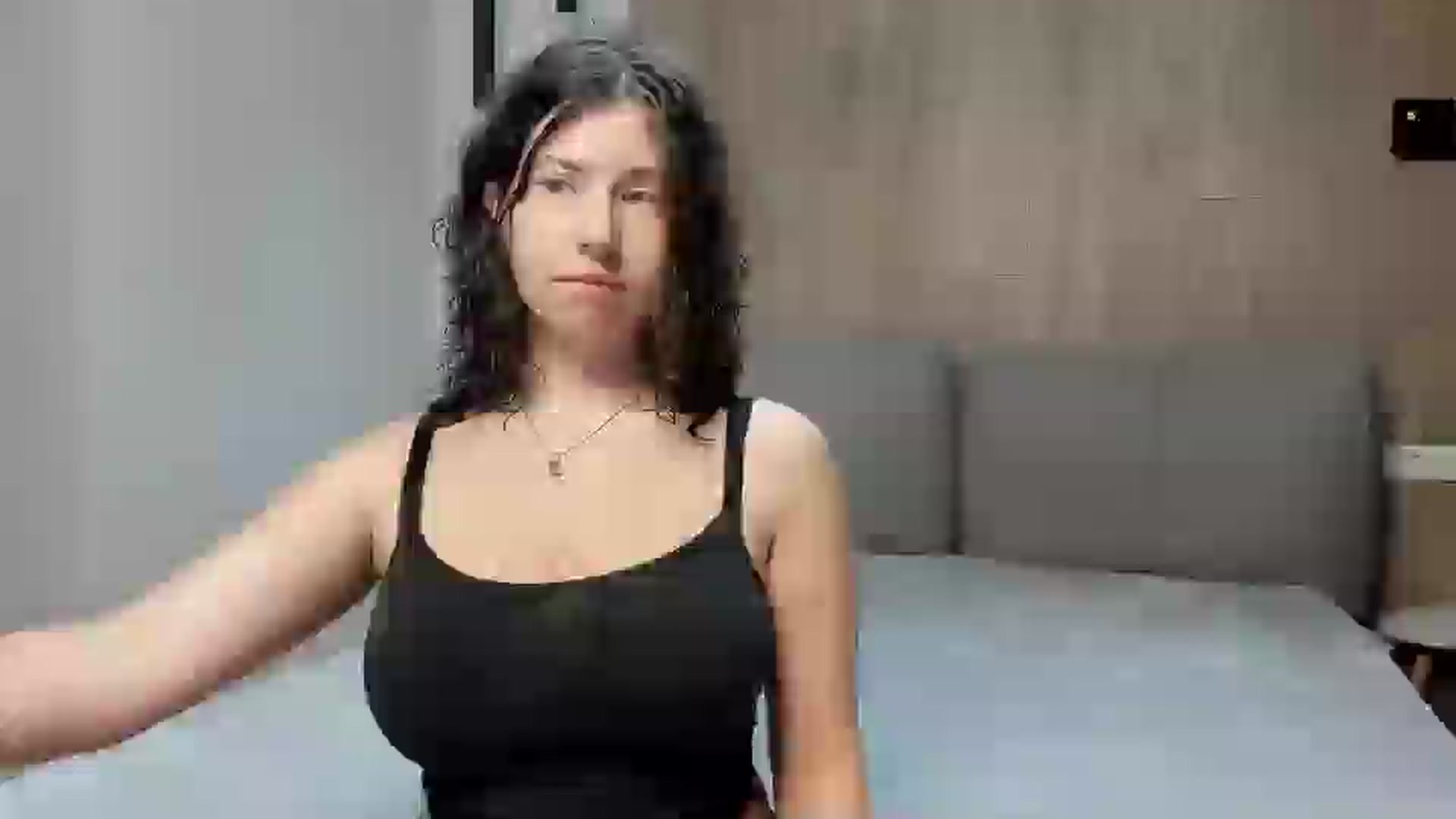 Gallery image thumbnail from Cranky_cherry's myfreecams stream on, 10/20/2024, 17:40 image 10 of 20