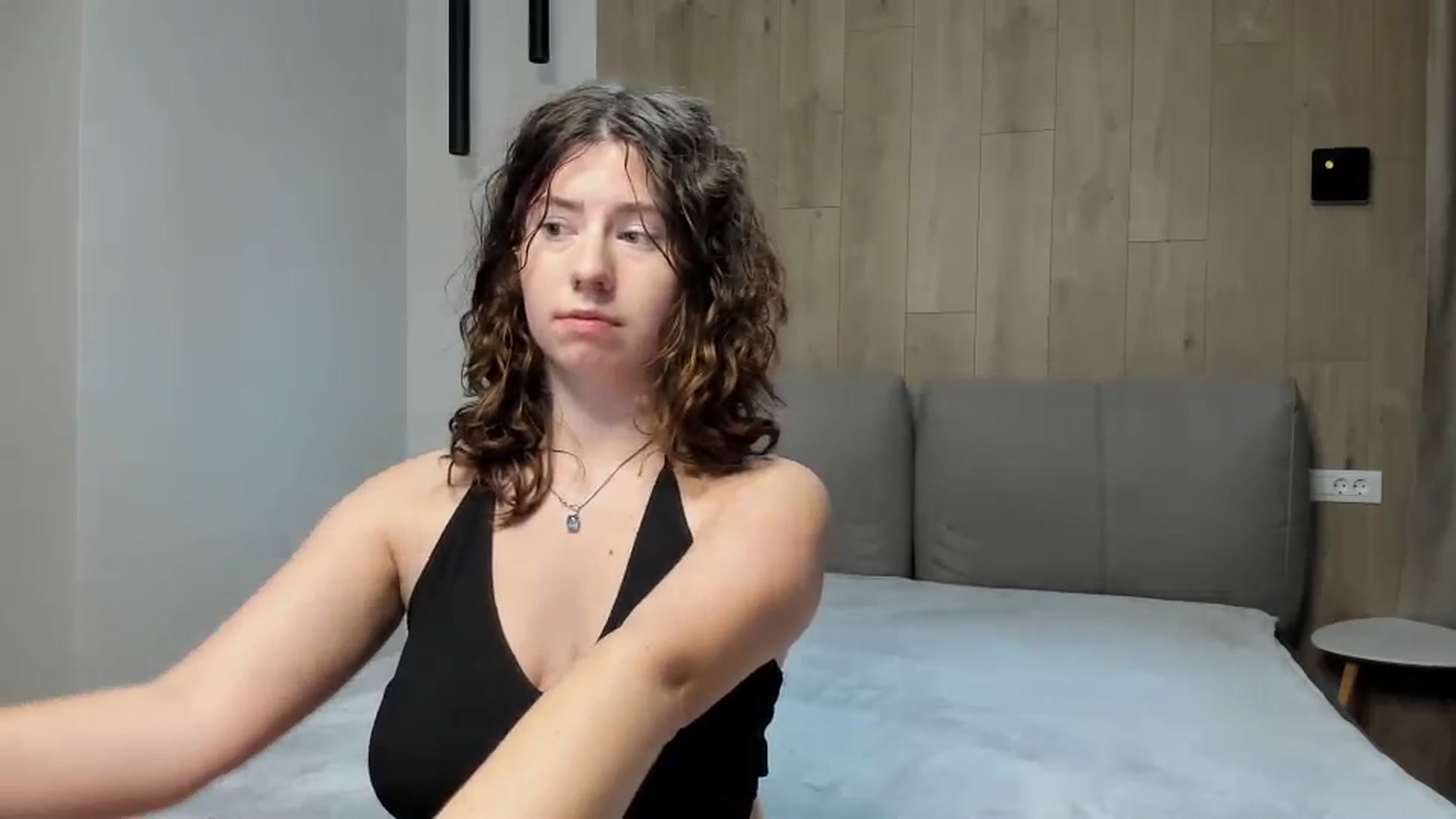 Gallery image thumbnail from Cranky_cherry's myfreecams stream on, 11/01/2024, 17:54 image 15 of 20