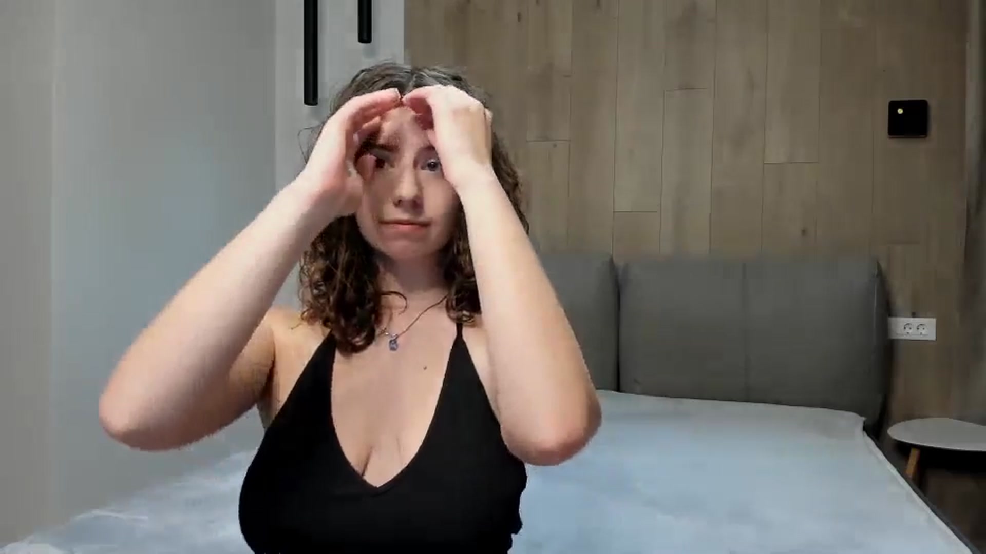 Gallery image thumbnail from Cranky_cherry's myfreecams stream on, 11/01/2024, 18:38 image 10 of 20