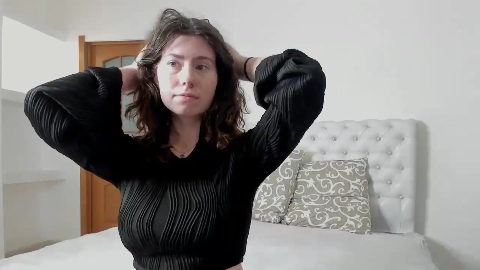 Gallery image thumbnail from Cranky_cherry's myfreecams stream on, 11/29/2024, 12:06 image 4 of 20