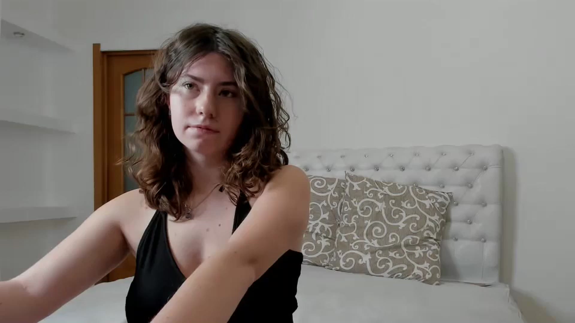 Gallery image thumbnail from Cranky_cherry's myfreecams stream on, 11/30/2024, 13:54 image 14 of 20